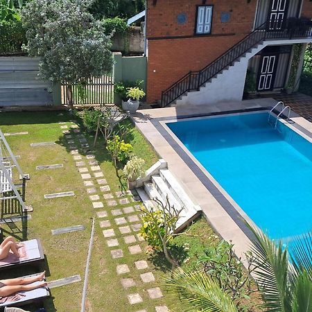 Green Wood Villa Негомбо Экстерьер фото