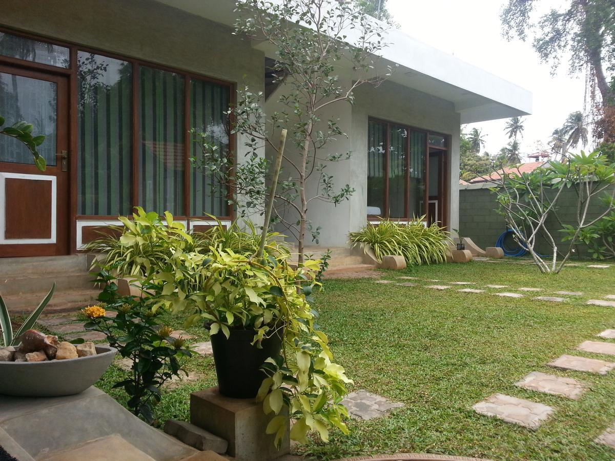 Green Wood Villa Негомбо Экстерьер фото